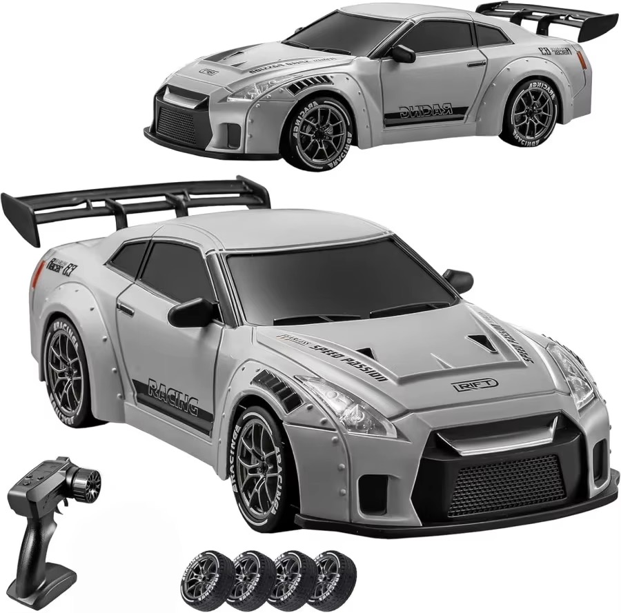 Nissan GT-R R35 1:24 Scale Drift Car 4WD - Image 4